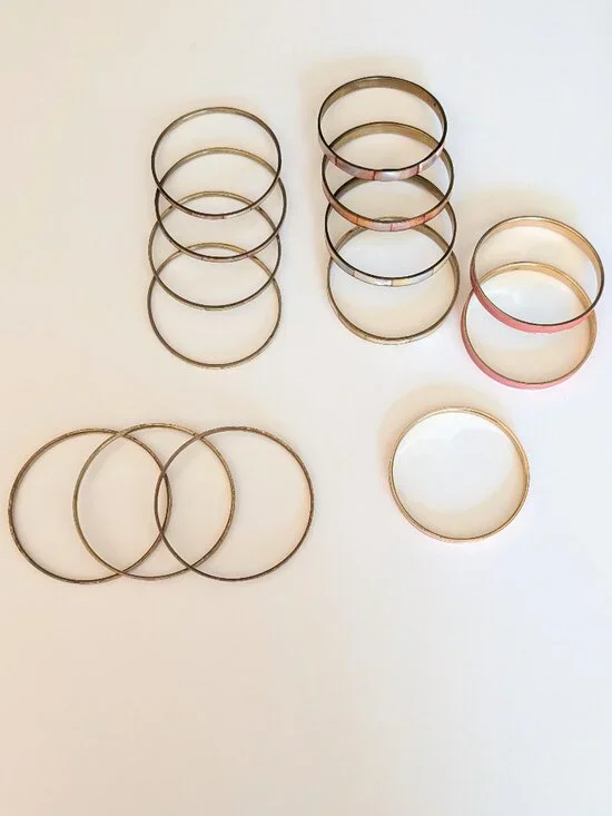 Bundle of orange toned paneled MOP bangles with coordinating enamel bangles - Picture 8 of 8